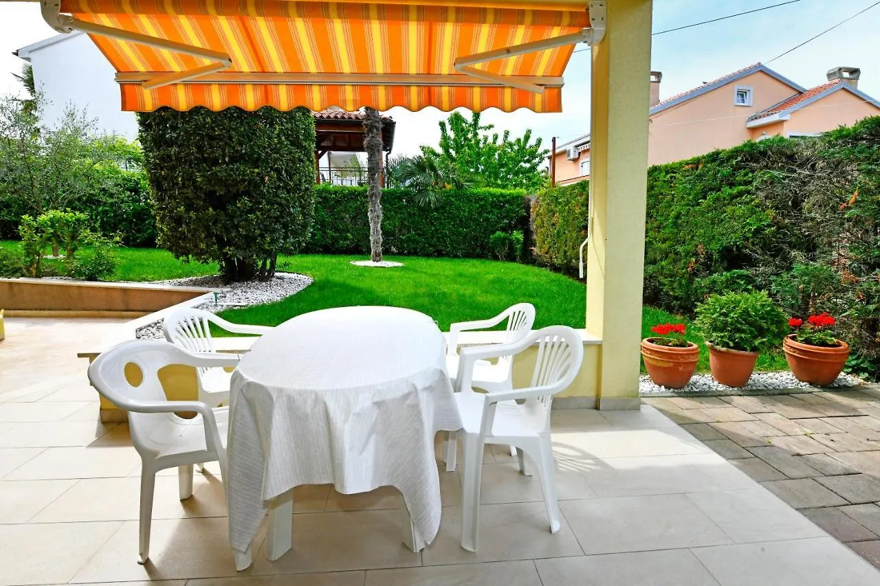 Apartments Jasmina Porec 0*,  Croatia