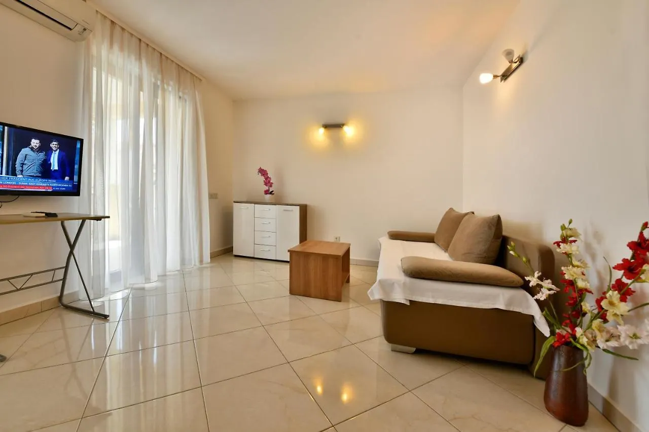 Apartments Jasmina Porec 0*,  Croatia