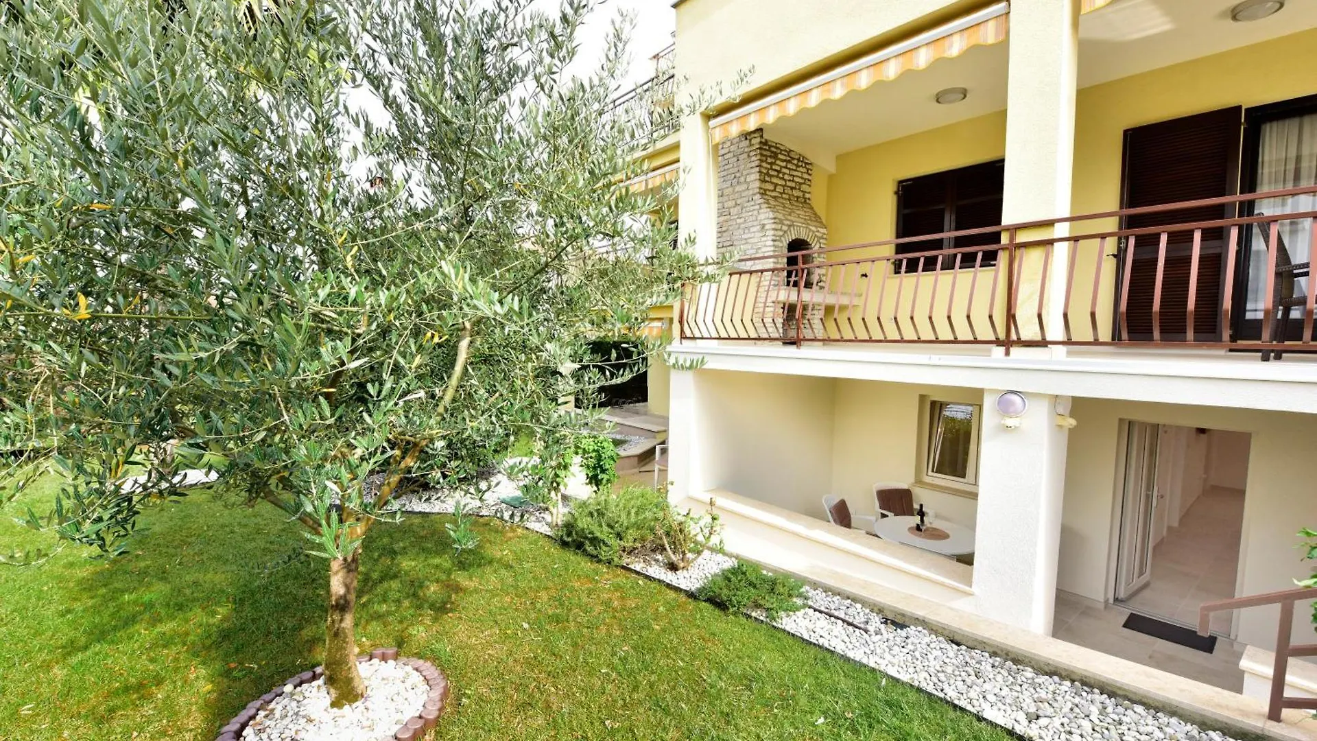 Apartments Jasmina Porec Croatia