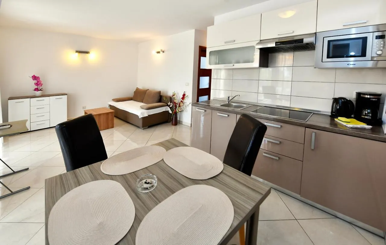 Apartments Jasmina Poreč Kroatien